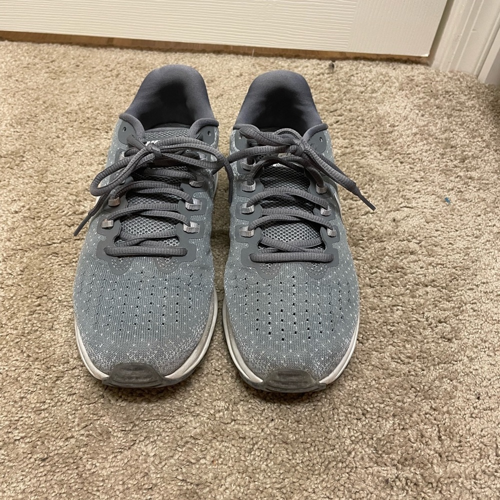Nike Running Shoes Grey Size 8